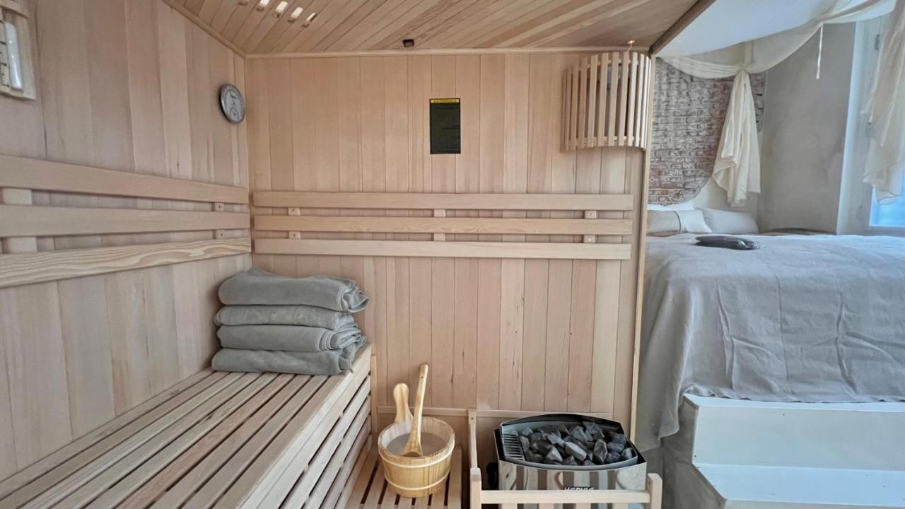 Haert Boutique Wellness Suites City Centre Haarlem Esterno foto